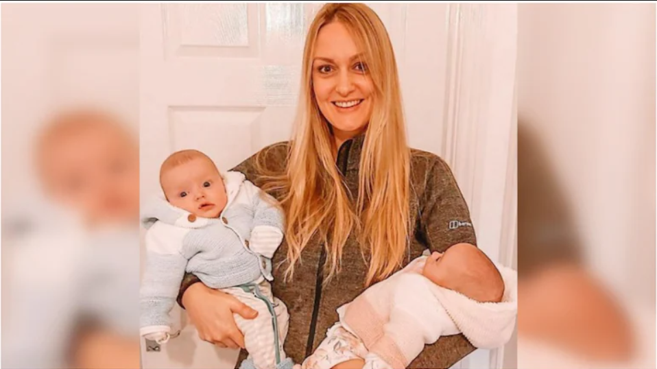 Dvojčata, které svět ještě nezažil: Žena počala dceru ve 3. týdnu těhotenství se synem Náhledový obrázek