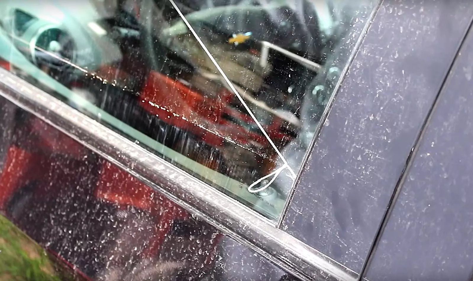 Jak otevřít auto se zamčenými klíči