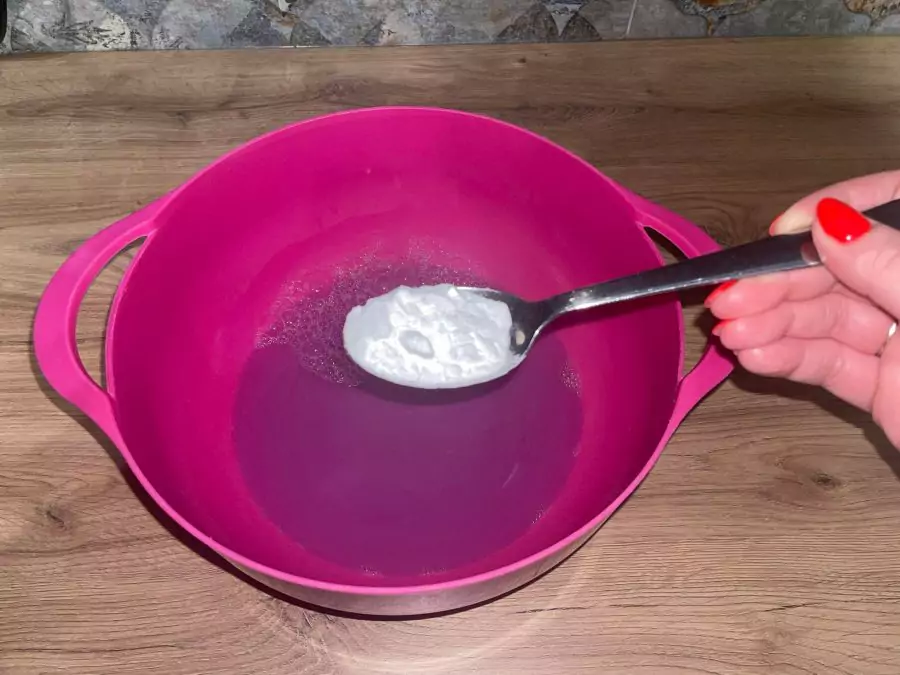 Jak umýt pohovku doma