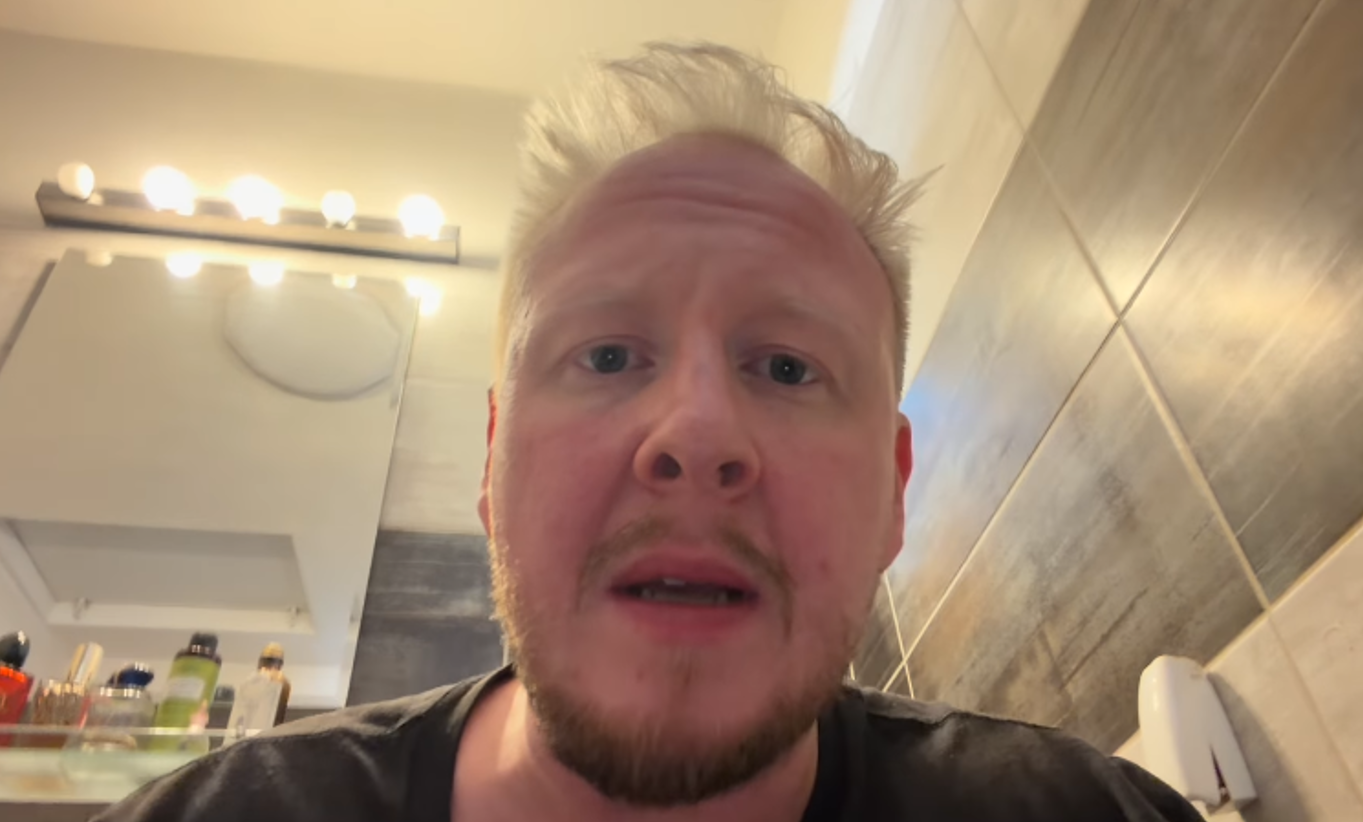 Kozub po bouři kolem videa: Reakci natočil na toaletě a neubránil se slzám Náhledový obrázek