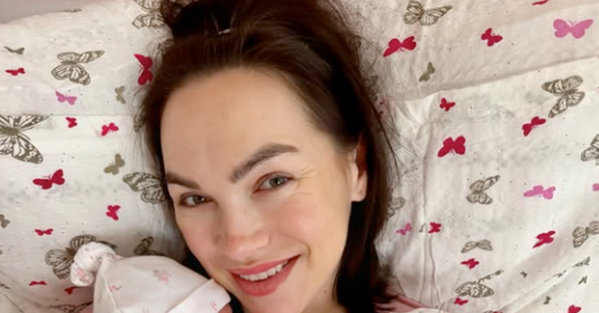 Dvojnásobné štěstí pro Kamilu Nývltovou. Po porodu ukázala radost, ze které fanoušci tají dech Náhledový obrázek