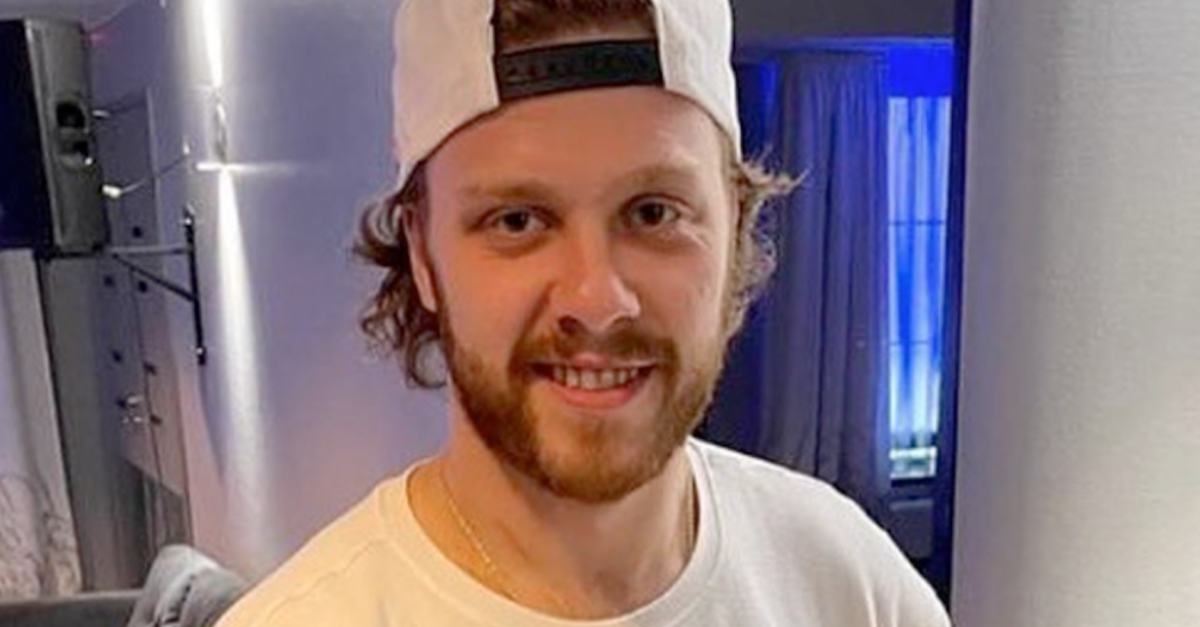 Pastrňák ukázal druhou dceru: První fotky dojaly fanoušky a jménem všechny překvapil náhledový obrázek