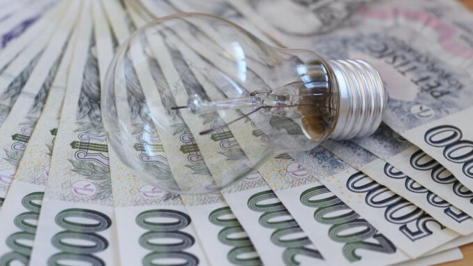 Energie před zimou rychle zdražují: co teď dělat, než podepíšete nový ceník! Tohle si rozhodně zkontrolujte, než bude pozdě!